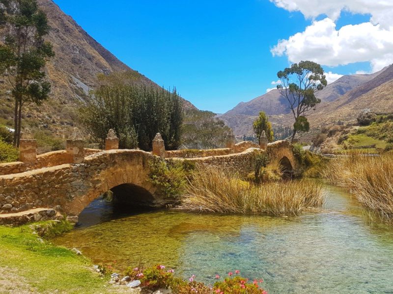 PUENTE CALICANTO