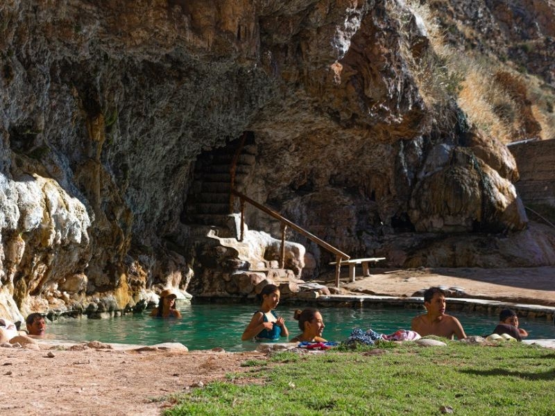BAÑOS TERMALES