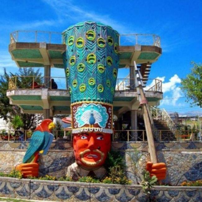 TOUR CASTILLO DE HUACHAC